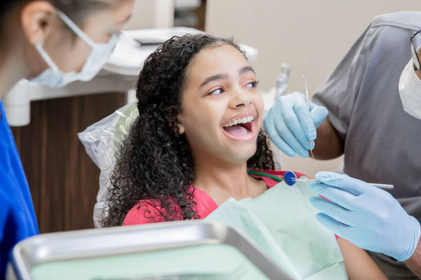 Best Emergency Dental Care for Broken or Chipped Teeth in Juarez, TX